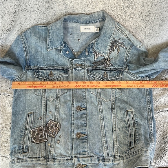 Coach Embellished Denim Jean Jacket w/Rexy & Carriage Sz 6 - Picture 13 of 16